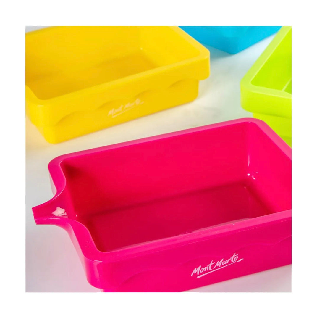 Mont Marte Paint Pouring Trays 4pc